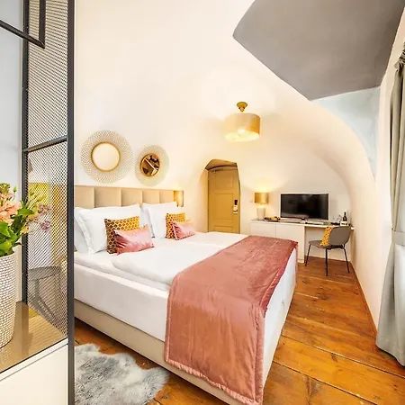 Bellevue 4* 체스키크룸로프