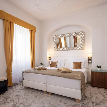 Hotel Bellevue 4*