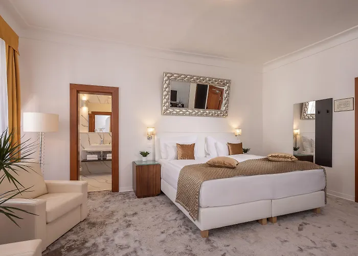 Hotel Bellevue 4*